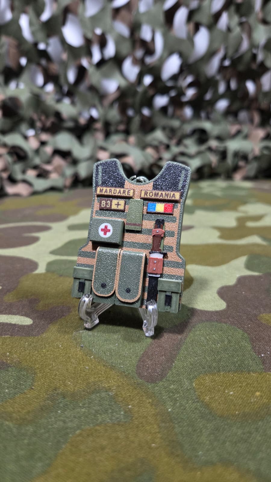 Breloc Personalizat Vestă Tactică Armată Model M4