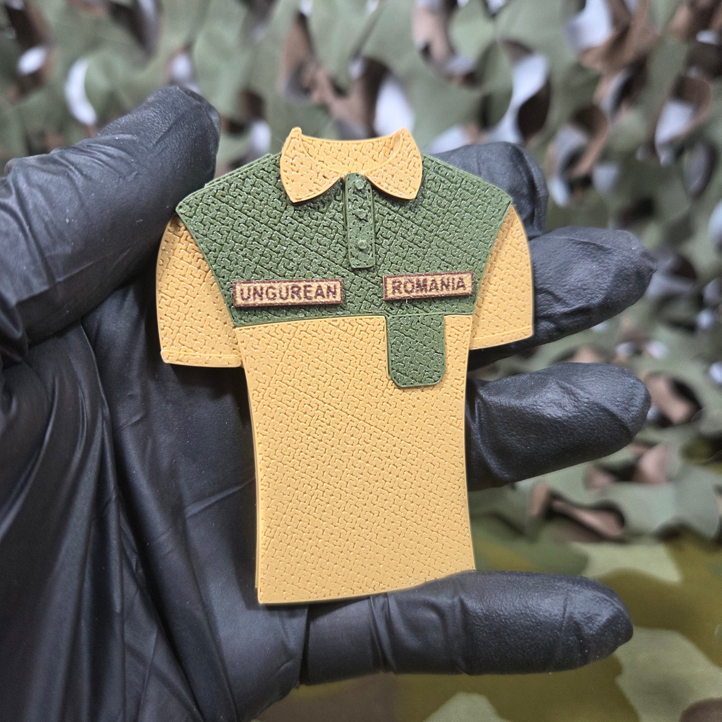 Magnet Personalizat Tricou Armată