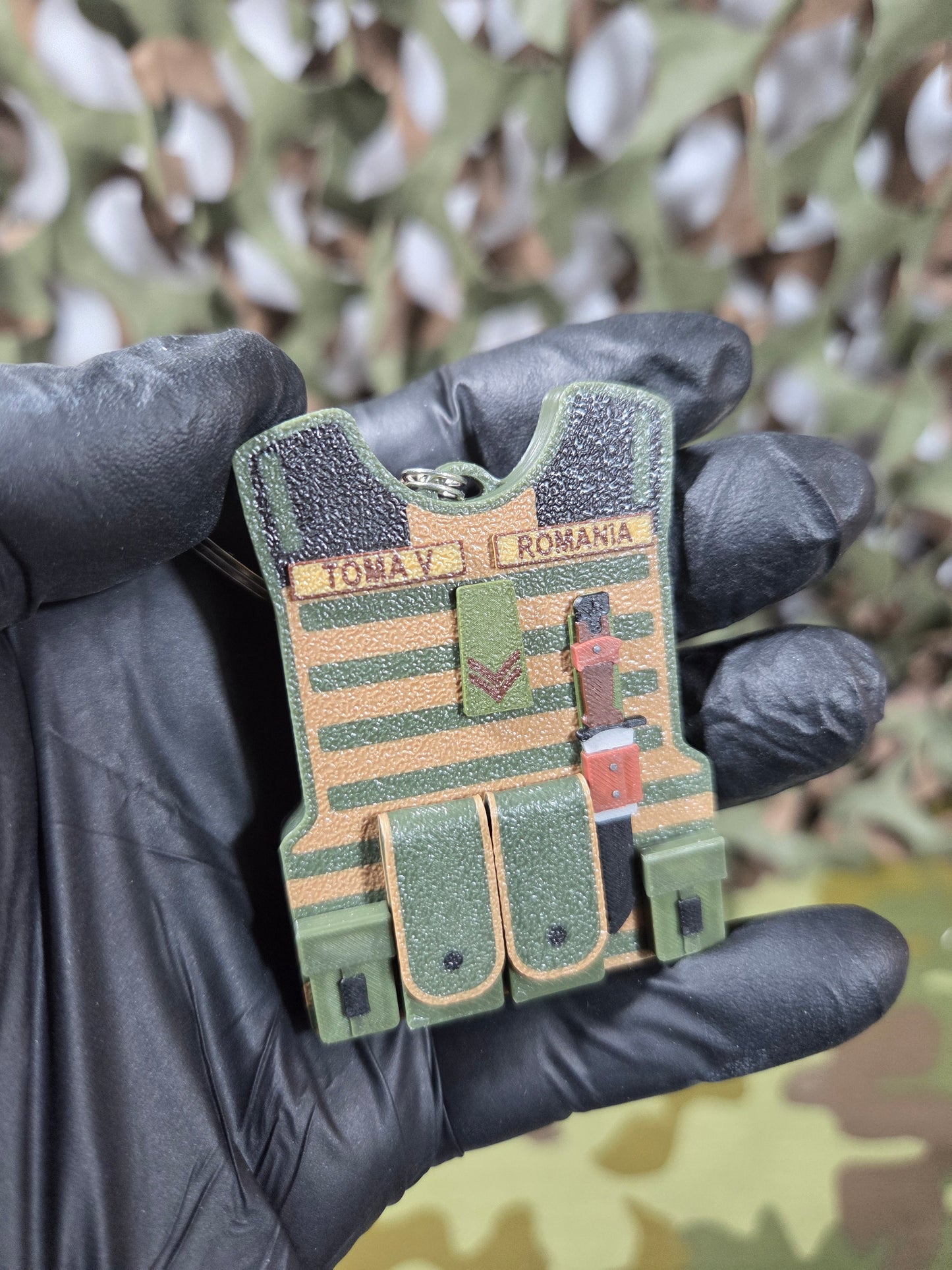 Breloc Personalizat Vestă Tactică Armată Cu Accesorii