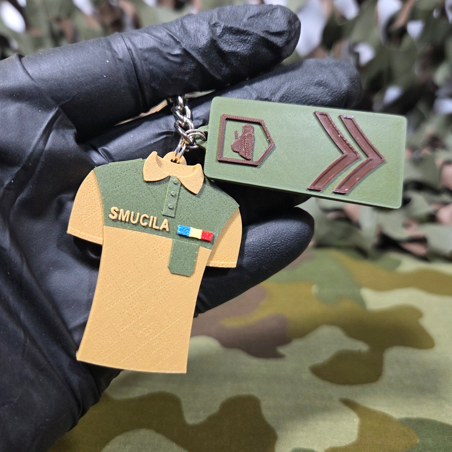 Breloc Personalizat MiniGrad + Tricou Armată